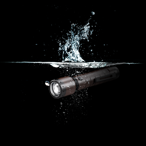 Ledlenser P7R Signature - Rechargeable Waterproof Flashlight